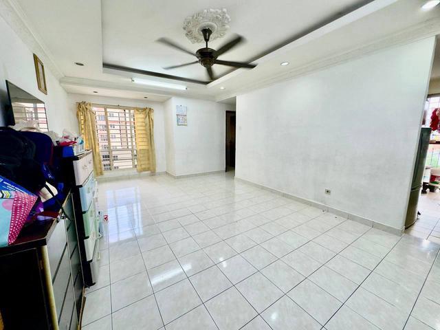 Apartment for sale in Petaling Jaya, Petaling