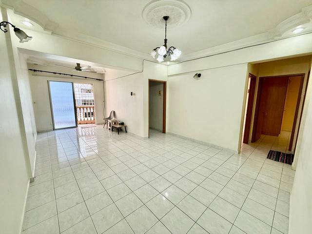 Apartment for sale in Kajang, Langat
