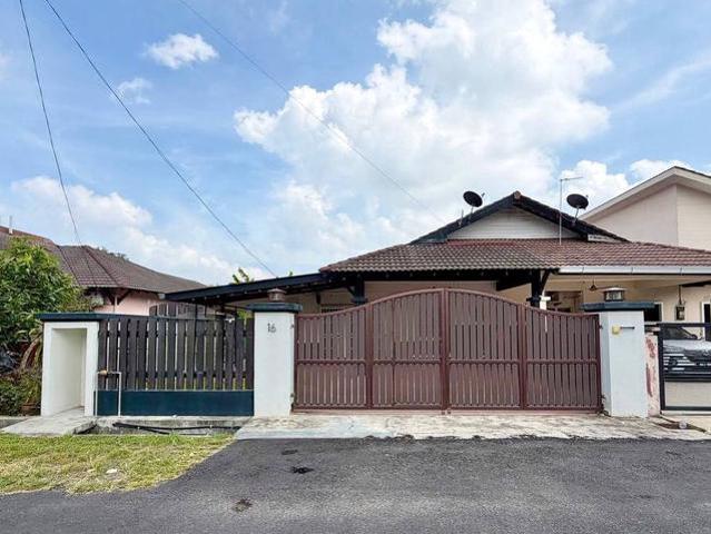 Residential House for sale in Nilai, Seremban