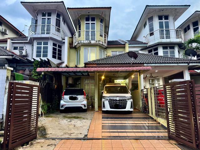 Terraced House for sale in Langat, Selangor