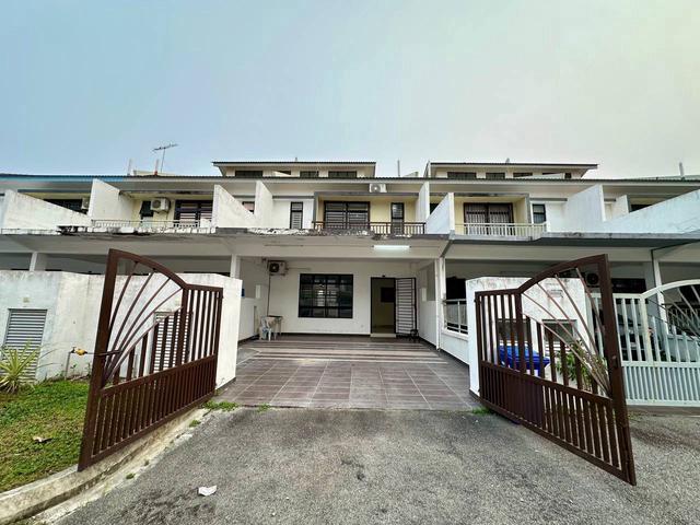 Terraced House for sale in Pengerang, Kota Tinggi
