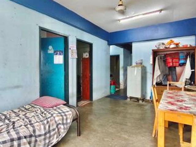 Flat for sale in Petaling, Subang Jaya