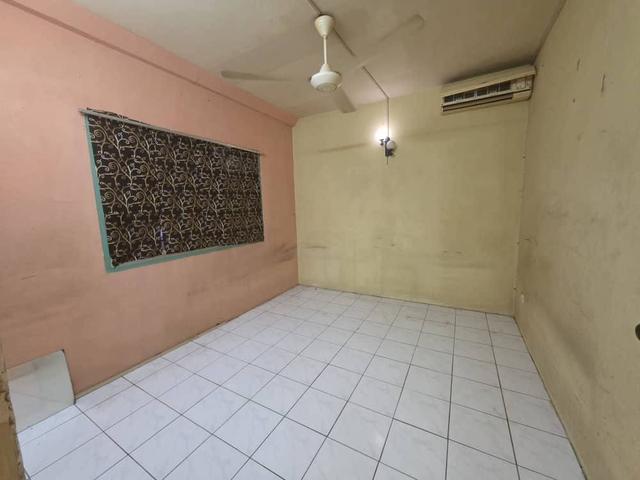 Apartment for sale in Kajang, Langat
