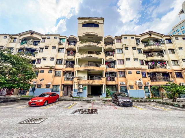 Apartment for sale in Petaling, Alam Impian