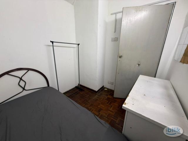 Room for rent in Country Heights Damansara, Kuala Lumpur