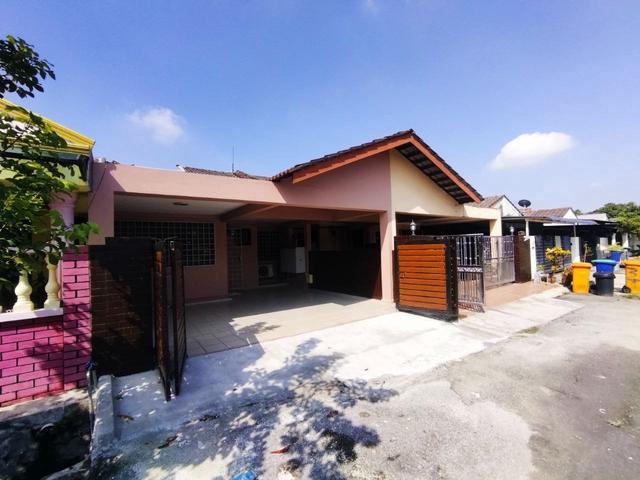 Terraced House for sale in Petaling, Subang Jaya