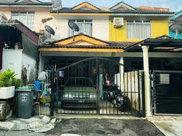 Terraced House for sale in Ulu Tiram, Johor
