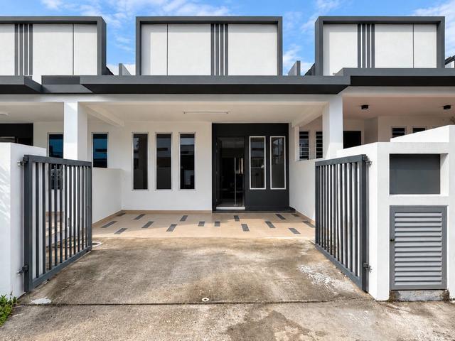 Terraced House for sale in Tanjong Sepat, Selangor