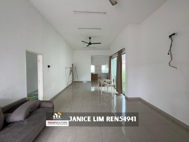 Bungalow for sale in Wellesley, Penang