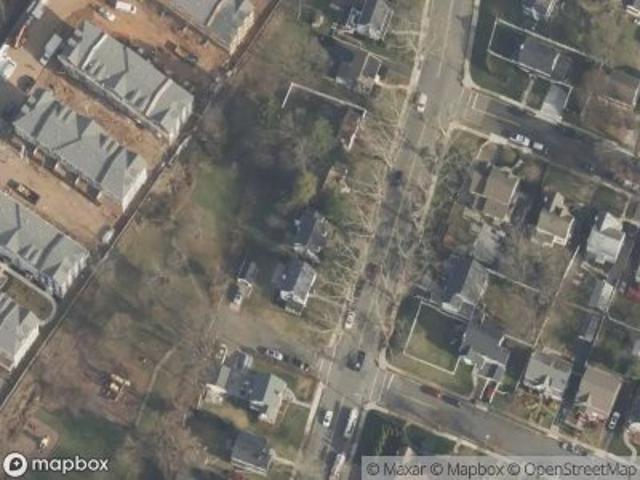 House for sale in Teaneck, New Jersey