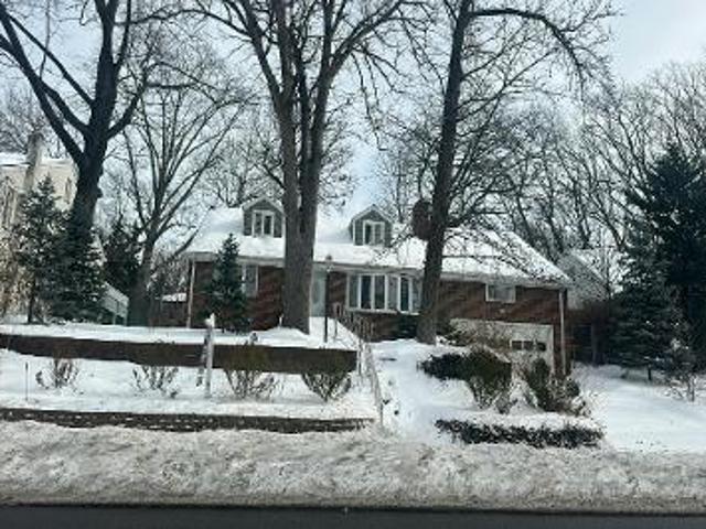 House for sale in Fort Lee, New Jersey