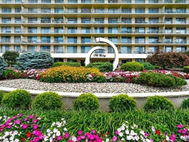 Property for sale in Fort Lee, New Jersey