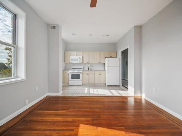 Condo for sale in Hudson, New Jersey