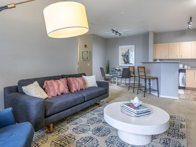 Townhouse for rent in Hillsboro