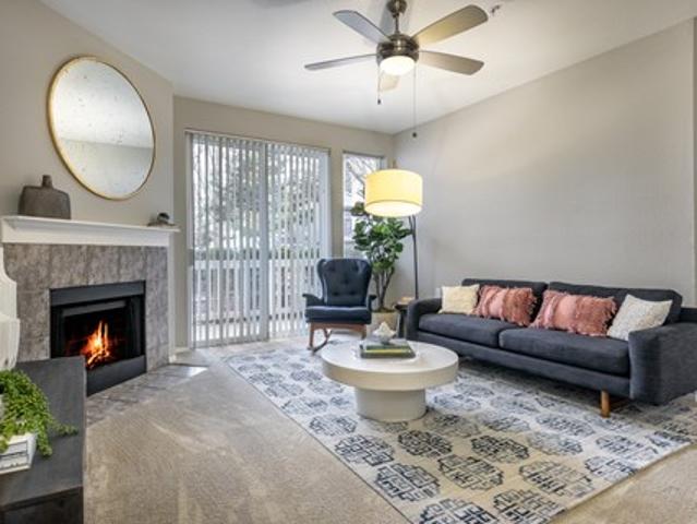 Townhouse for rent in Hillsboro