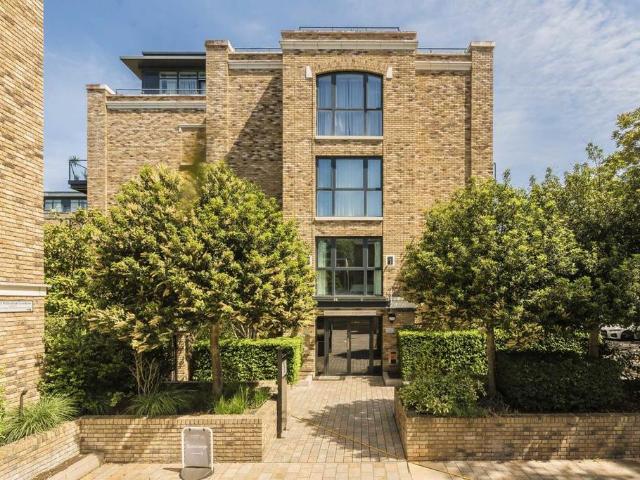 Apartment for rent in London Borough of Hounslow, Greater London