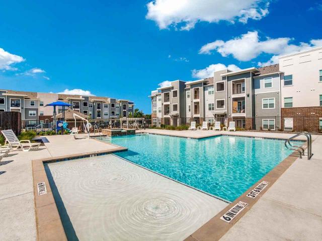 Apartment for rent in Farmersville, Collin County