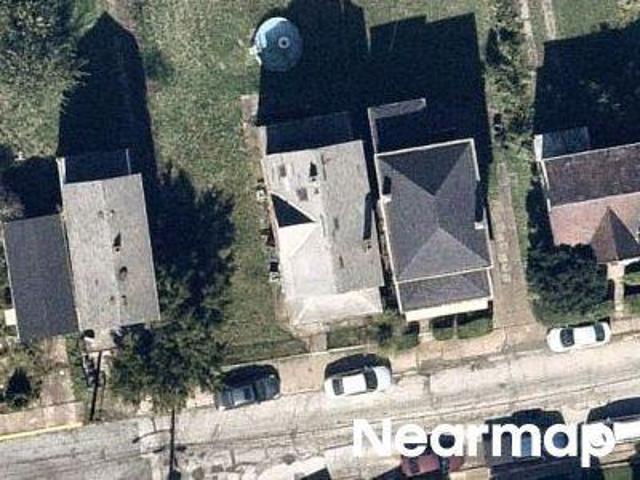 House for sale in Braddock