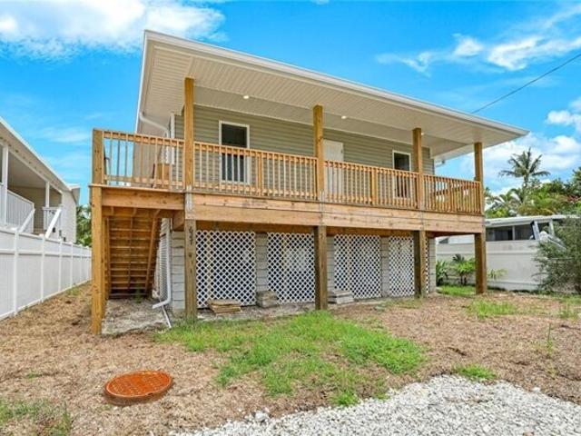 House for sale in Goodland House for sale in Goodland