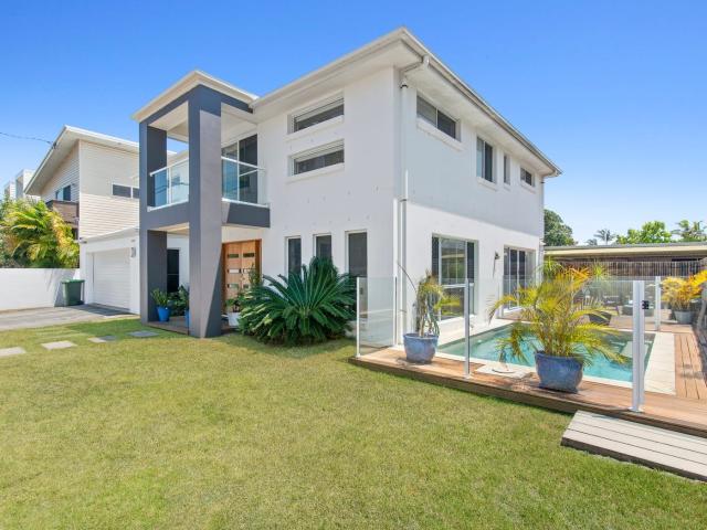 House for rent in Palm Beach, Gold Coast City