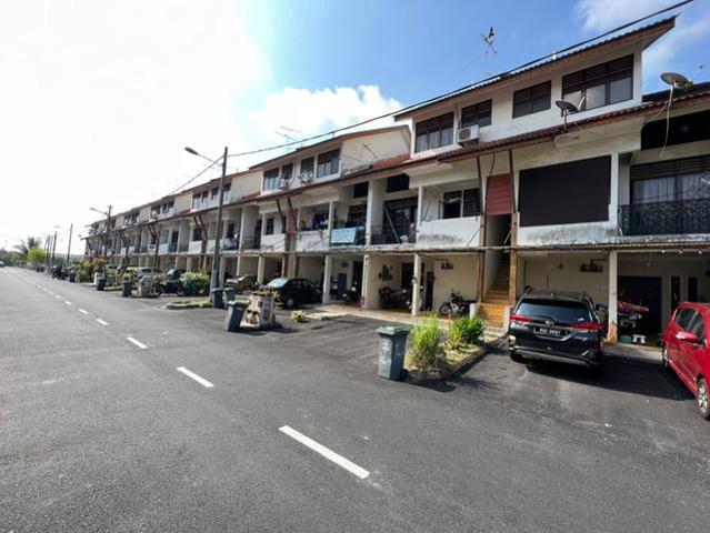 Townhouse for rent in Kulai, Johor