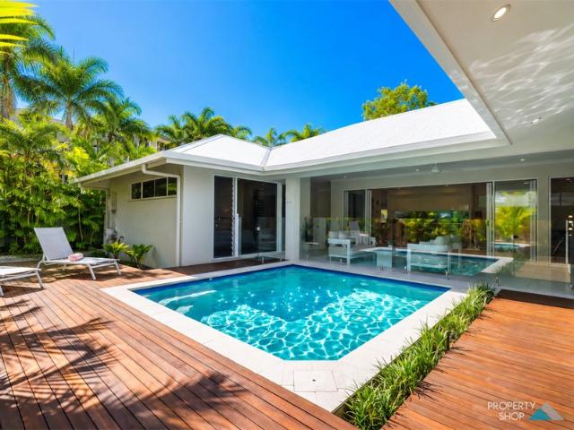 House for sale in Palm Cove, Queensland