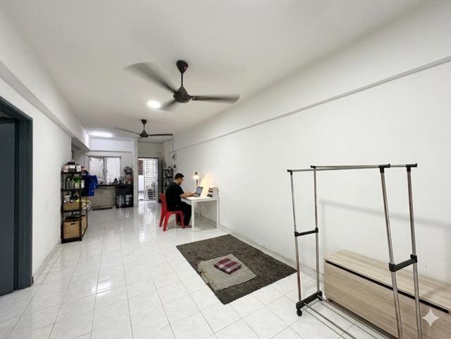 Apartment for sale in Port Klang, Selangor