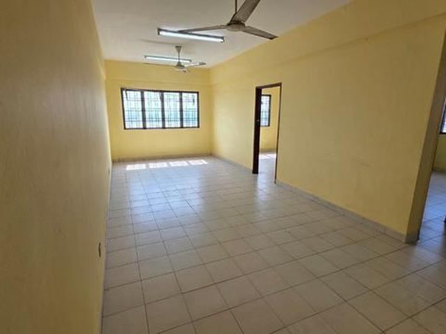Apartment for sale in Port Klang, Selangor