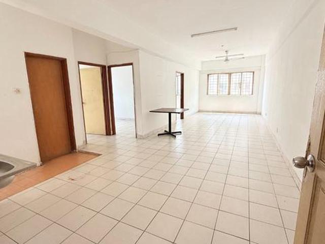 Apartment for sale in Port Klang, Selangor