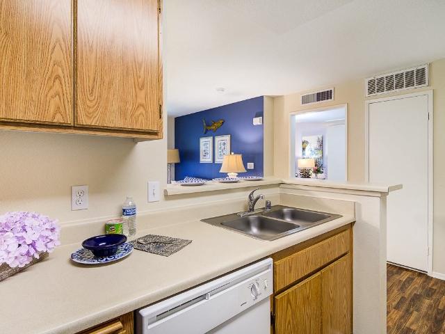Apartment for rent in Fountain Valley, California