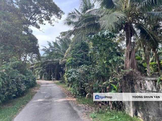 Shop for sale in Malaka