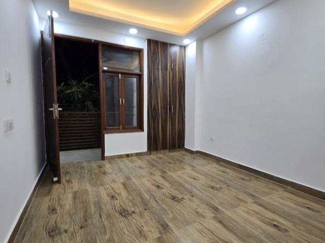 Flat for rent in Deri