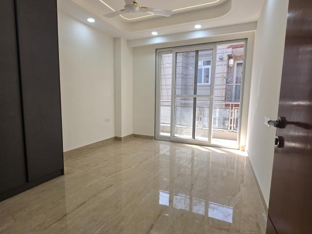 Flat for rent in Deri