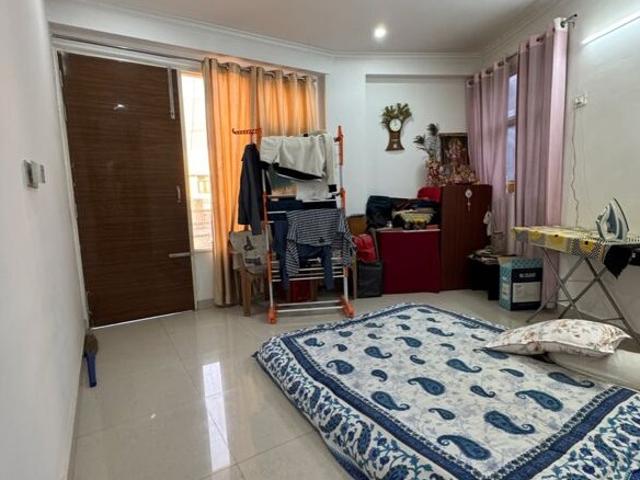 Property for rent in Deri