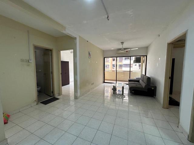 Condominium for sale in Kota Damansara, Selangor
