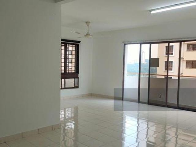 Condominium for sale in Kota Damansara, Selangor