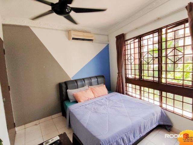 Room for rent in Petaling, Damansara Damai