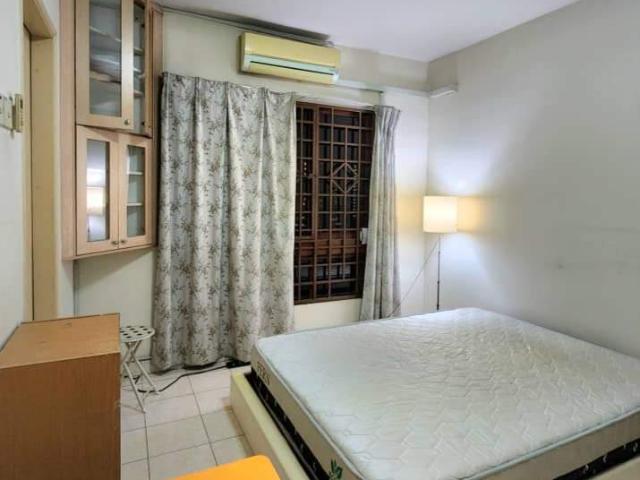 Room for rent in Petaling, Damansara Damai