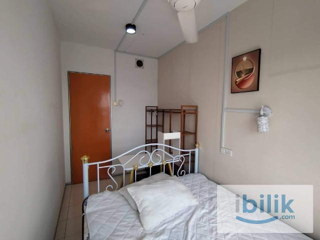 Room for rent in Petaling, Damansara Damai
