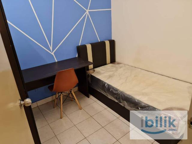 Room for rent in Petaling, Damansara Damai
