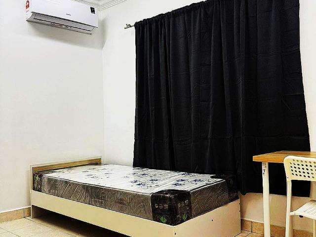 Room for rent in Petaling, Damansara Damai