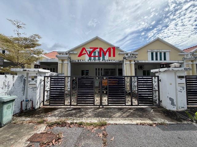 Terraced House for sale in Long Miri, Sarawak