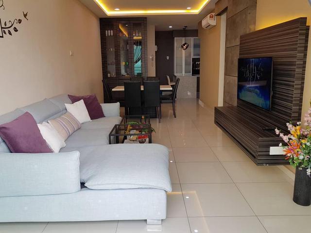 Condominium for sale in Mukim 16, Tena