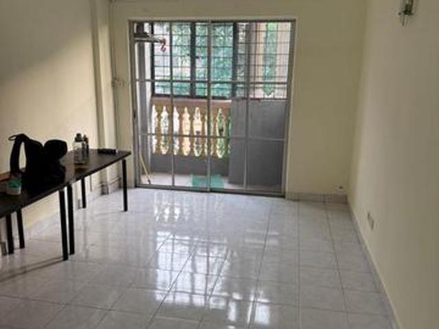 Apartment for sale in Petaling, Damansara Damai