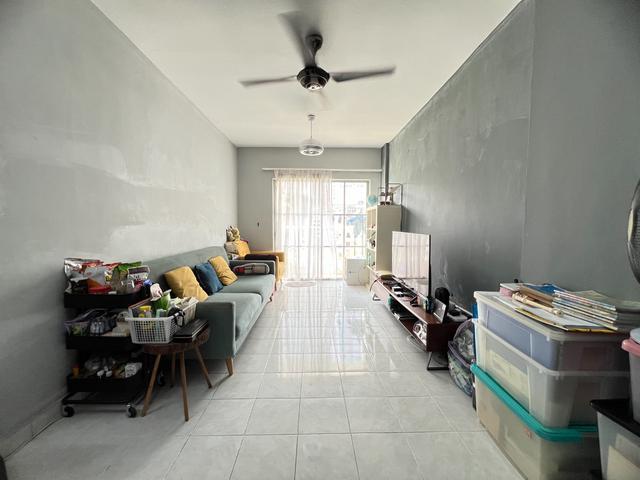 Apartment for sale in Petaling, Damansara Damai
