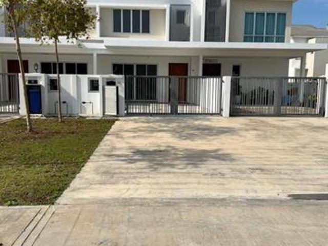 Terraced House for sale in Tanjong Sepat, Selangor