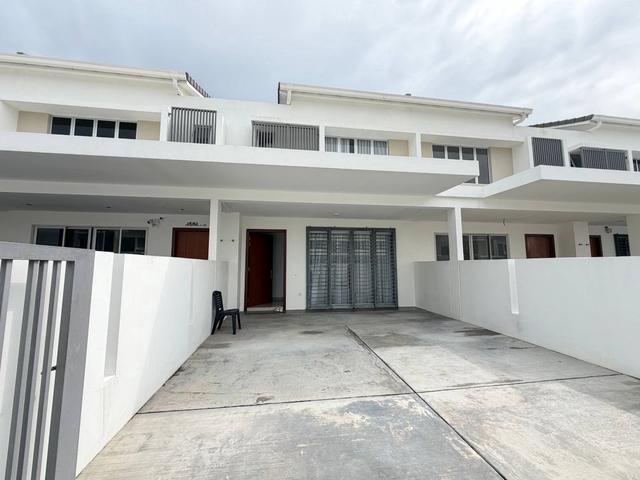 Terraced House for rent in Tanjong Sepat, Selangor