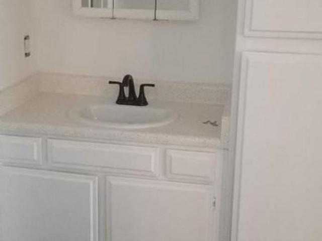Apartment for rent in Palmdale, California