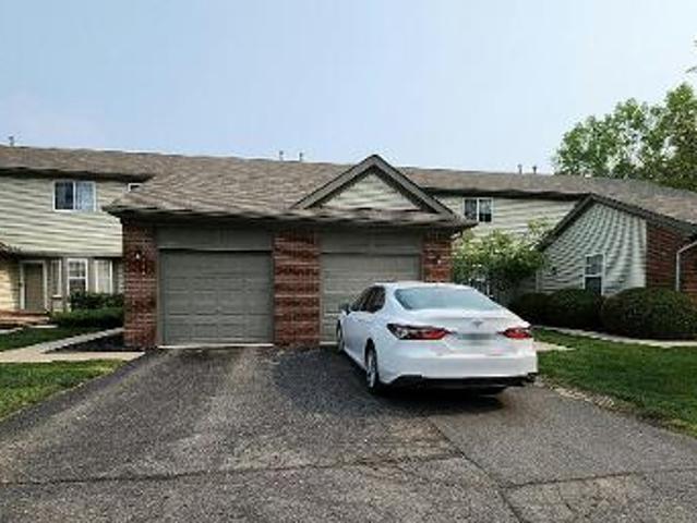 Condo for sale in Pontiac