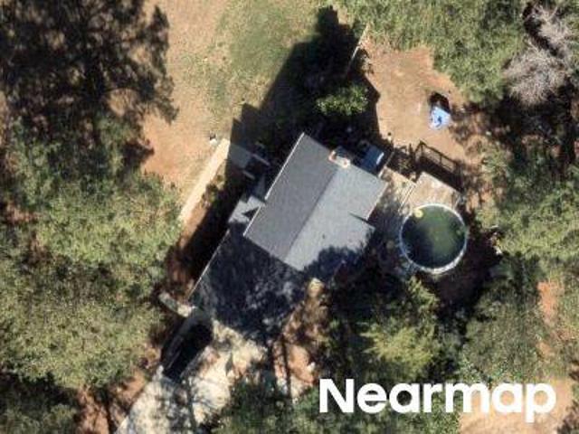House for sale in Clayton